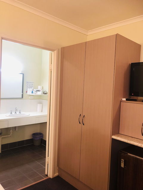 Biloela Centre Motel - Hotel Accommodation 5