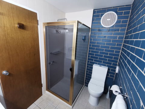 Townhouse Motor Inn - Hotel Accommodation 4