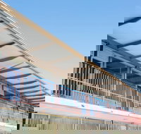 Bay Motel Hotel - Hotel Accommodation