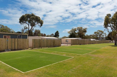 Victor Harbor Holiday & Cabin Park - Hotel Accommodation 4