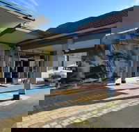 Ship Inn Motel - Hotel Accommodation