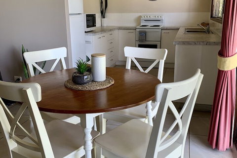 Montville Holiday Apartments - Hotel Accommodation 7