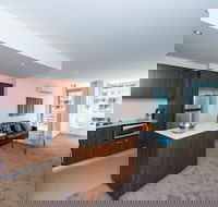 Accommodate Canberra - Metropolitan - Hotel Accommodation