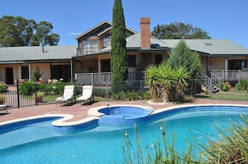 The George At Yering - Hotel Accommodation 1