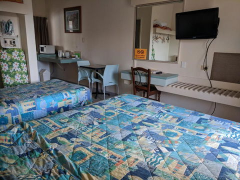Best One Motel - Hotel Accommodation 5