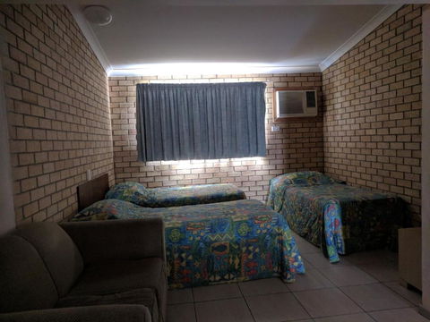 Best One Motel - Hotel Accommodation 2
