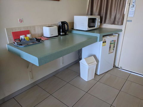 Best One Motel - Hotel Accommodation 4