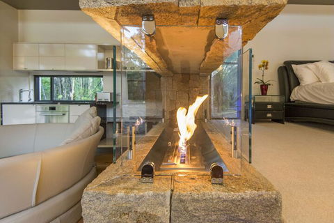 The Feathered Nest - Wildlife Retreat - Hotel Accommodation 1