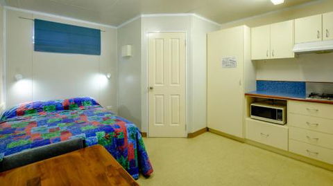 Australind Tourist Park - Hotel Accommodation 6