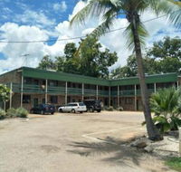 Palm Court Backpackers - Hotel Accommodation