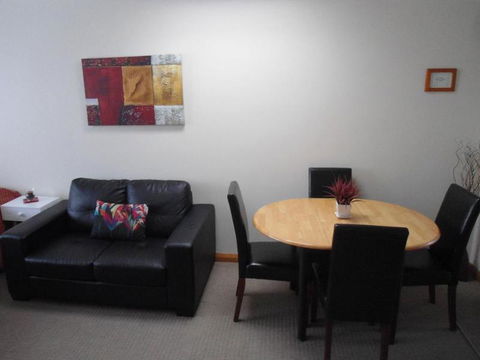 Ashwood Apartment Bellerive - Hotel Accommodation 6