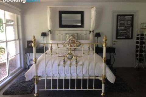 Whispers At Cedar Grove - Hotel Accommodation 3