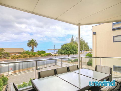The Block Views Apartments Victor Harbor - Hotel Accommodation 5