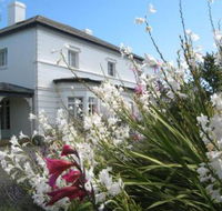 The Grove Cottages - Hotel Accommodation