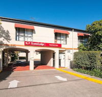 Econo Lodge Waterford - Hotel Accommodation