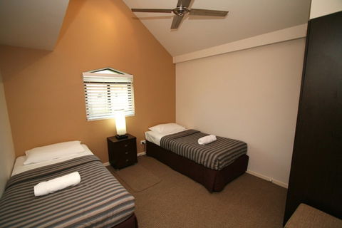 Byron Bay Beachfront Apartments - Hotel Accommodation 4