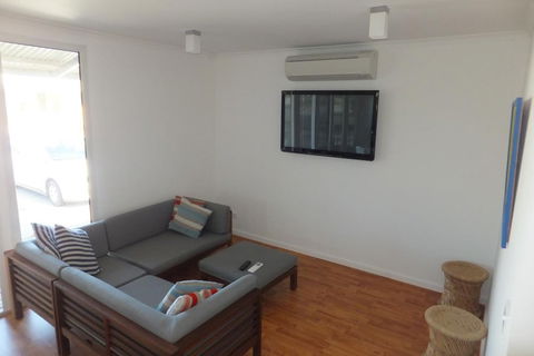 Lil House - Hotel Accommodation 1