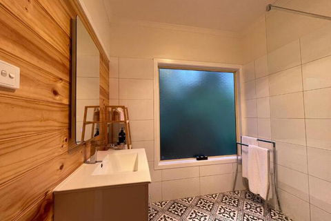 Tindoona Cottages - Hotel Accommodation 7