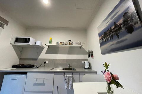 Tindoona Cottages - Hotel Accommodation 2