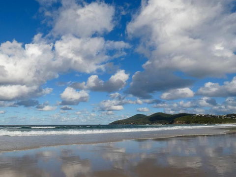 CHILL OUT BEACH HOUSE At FORSTER - Hotel Accommodation 2