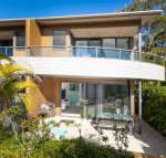 Boom 6 Boomerang Beach - Hotel Accommodation