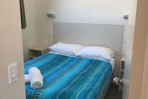 Jervis Bay Holiday Cabins - Hotel Accommodation 3