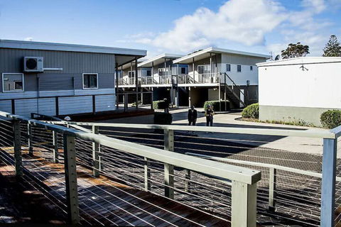 Jervis Bay Holiday Cabins - Hotel Accommodation 7