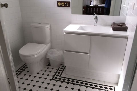 Corner Hotel Alexandra - Hotel Accommodation 2