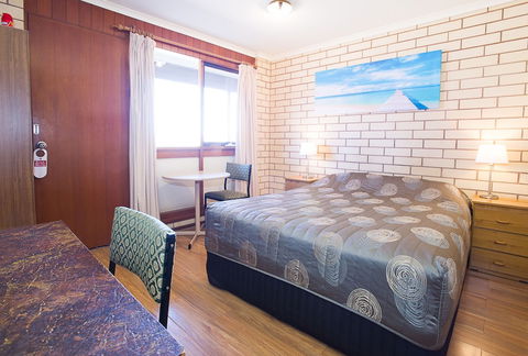 Augusta Budget Motel - Hotel Accommodation 3
