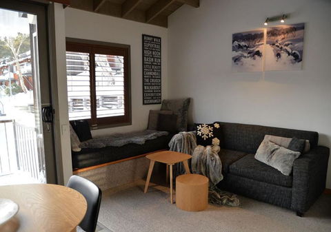 CHILL OUT At THREDBO - Hotel Accommodation 6