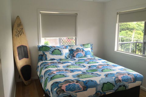 Wategos Surf Shack - Hotel Accommodation 3