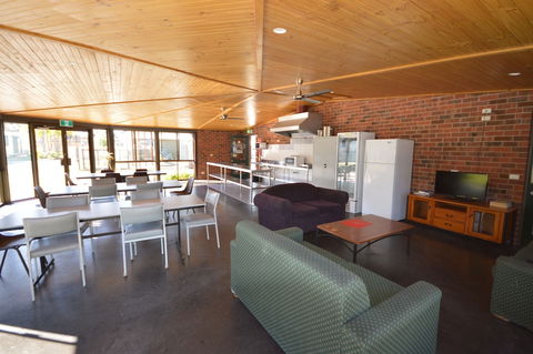 BIG4 Albury Tourist Park - Hotel Accommodation 4