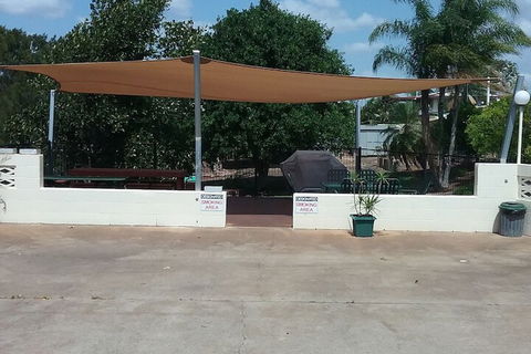 Avocado Motor Inn - Hotel Accommodation 1