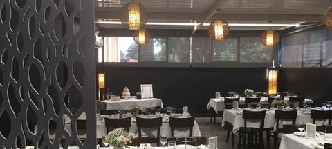 L'Olio Italian Kitchen - Hotel Accommodation 1