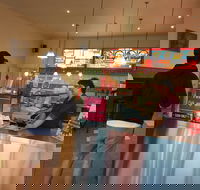Mitcham Noodle Bar - Hotel Accommodation