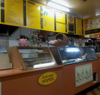 Twin's Cafe - Hotel Accommodation