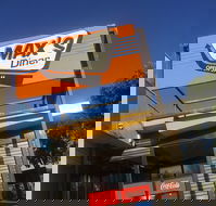 Max's Diner - Hotel Accommodation