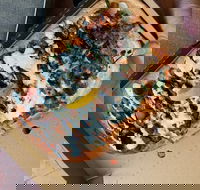 Crust Gourmet Pizza Bar - Hotel Accommodation