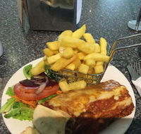 Debbie's Deli - Hotel Accommodation