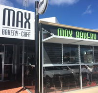 Max Bakery  Cafe - Hotel Accommodation