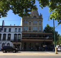 Shamrock Hotel - Hotel Accommodation