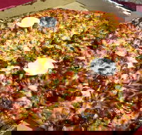 Big Al's Pizza - Hotel Accommodation