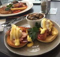 Groove Train - Hotel Accommodation