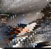 Main Street Cafe - Hotel Accommodation