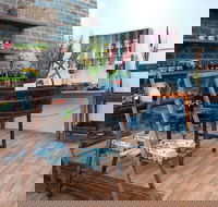 The Green Door Cafe - Hotel Accommodation