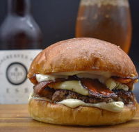 Monroe's Burgers  Beers - Hotel Accommodation