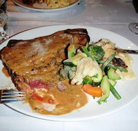 Pentagon Restaurant - Hotel Accommodation