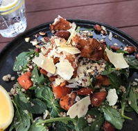 Bonnie and Clydes Pizzeria Horsham - Hotel Accommodation