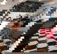 Cafe 59 on Church - Hotel Accommodation