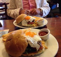 Flanagans Border Inn - Hotel Accommodation